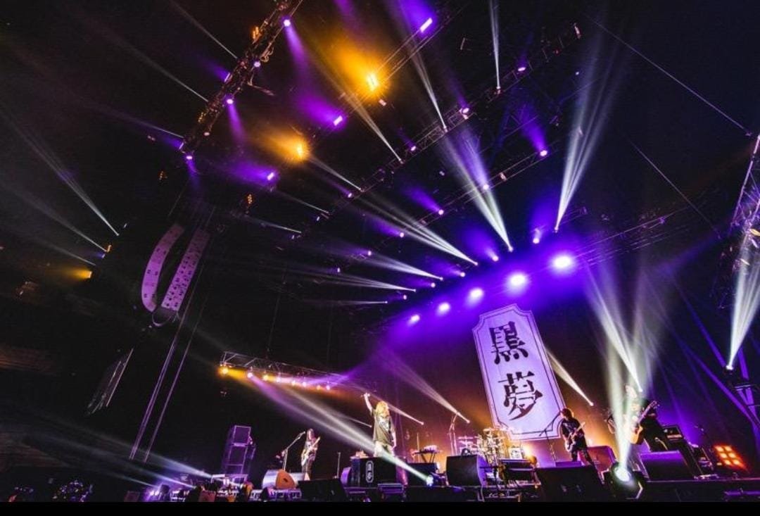 ___Marii____'s tweet photo. 【MAG ROCK &amp; POP 2026】🖤🔥

黒夢 — LIVE NOW！

15:40〜 🇯🇵

静岡・清水マリンパークから
熱狂のステージを届ける🔥

MAG ROCK &amp; POP 2026
DAY 2、ここからさらに熱く！

  📍清水マリンパーク

静岡県静岡市清水区

📺生放送🇯🇵➡️https://t.co/Lxc7fU0eRG

#magurockpop #マグロックポップ #黒夢 https://t.co/xDBmUXsMyB