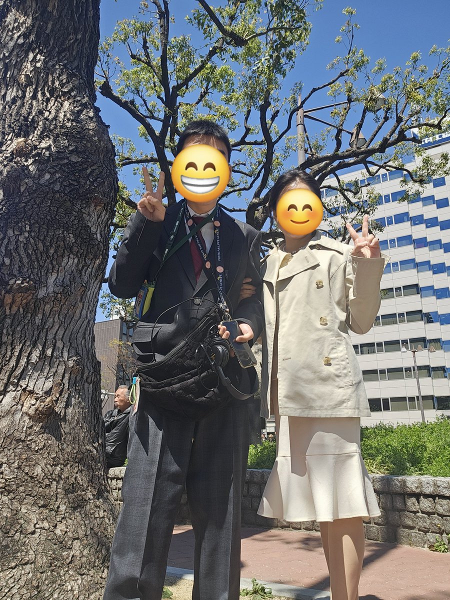 yamatun's tweet photo. 網戸をぶち破ってベランダで寝ていた息子も高校生になり、こんなに大きく育っております。 https://t.co/c8GTHwskyb