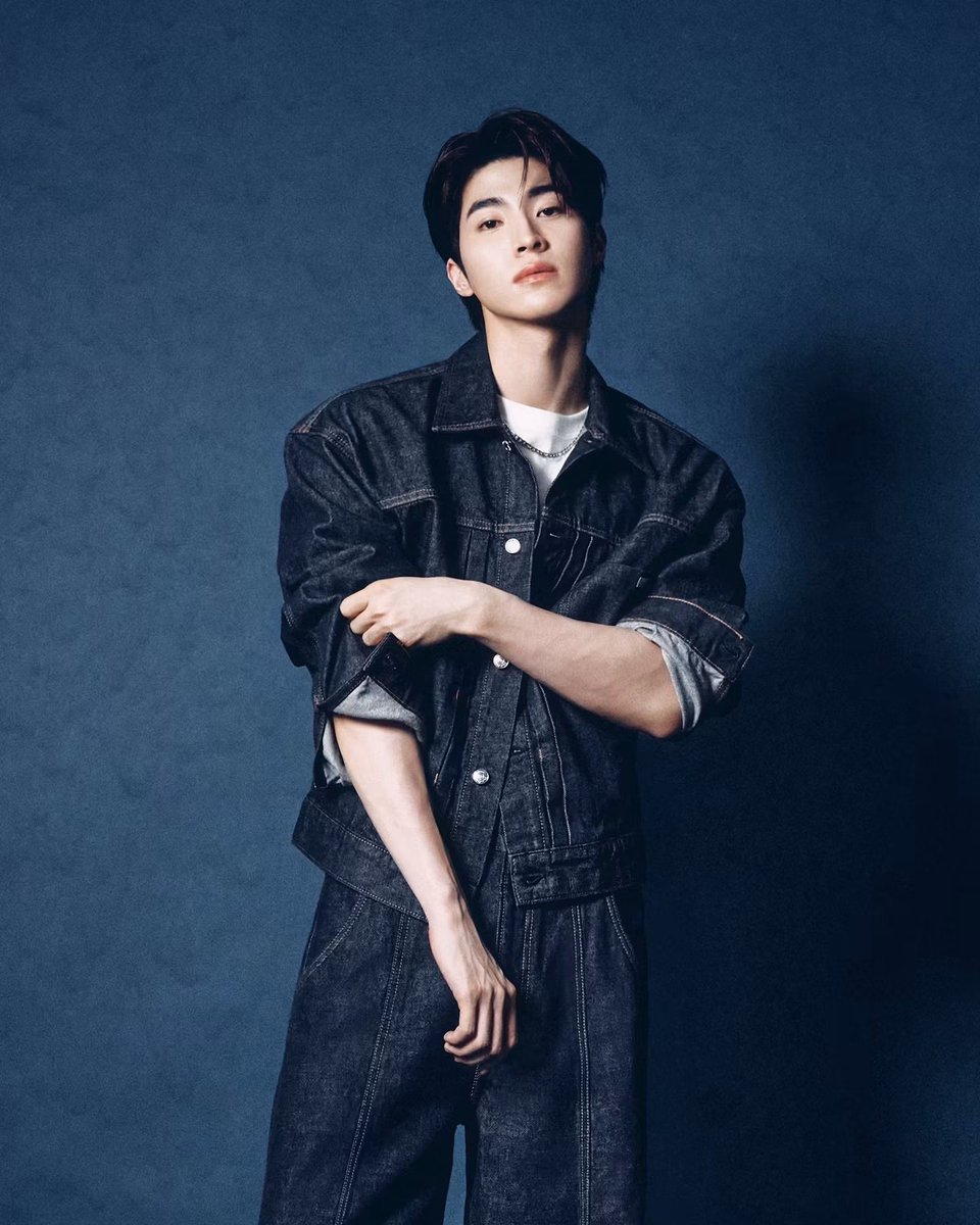 iampoiiiwannn's tweet photo. หล่อไม่เผื่อแผ่ใครทั้งนั้น 🫨💔
#BLUEPONGTIWAT https://t.co/yOcmjrTDI7