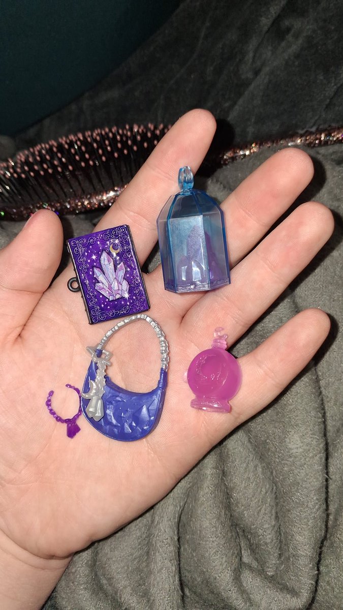 Cupid_Asteria_'s tweet photo. Finally got the last moonspell girlie I needed ♡

#moonspell https://t.co/9TJwr9W1gT