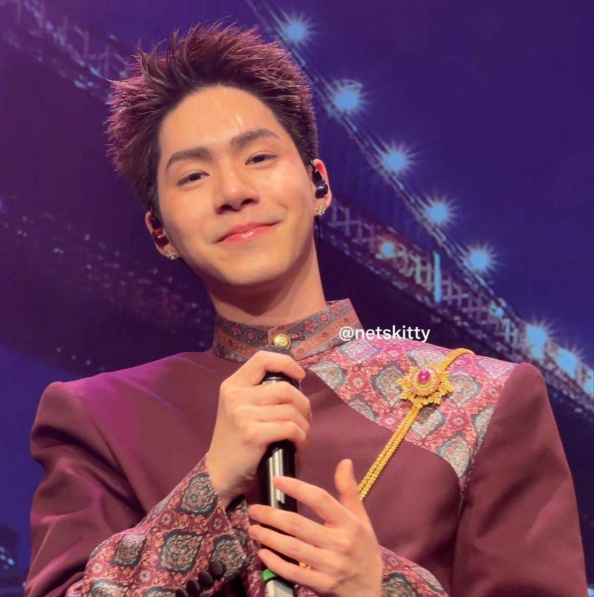 Linlin_Zhy's tweet photo. SO HANDSOME😍😍😍

LOVE UPON A TIME IN BERLIN
#NetJJ_FMinBerlin 
#jj_rcp https://t.co/Bw30b7fOe3