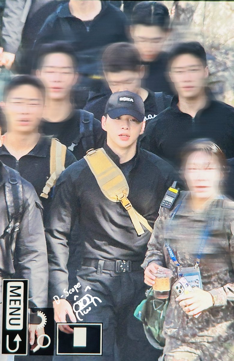 DanikScope's tweet photo. ✨️

- [PREVIEW] 261004 4th 지상군 페스티벌 퇴근  #강다니엘 #KANGDANIEL https://t.co/QuGBWbkED4