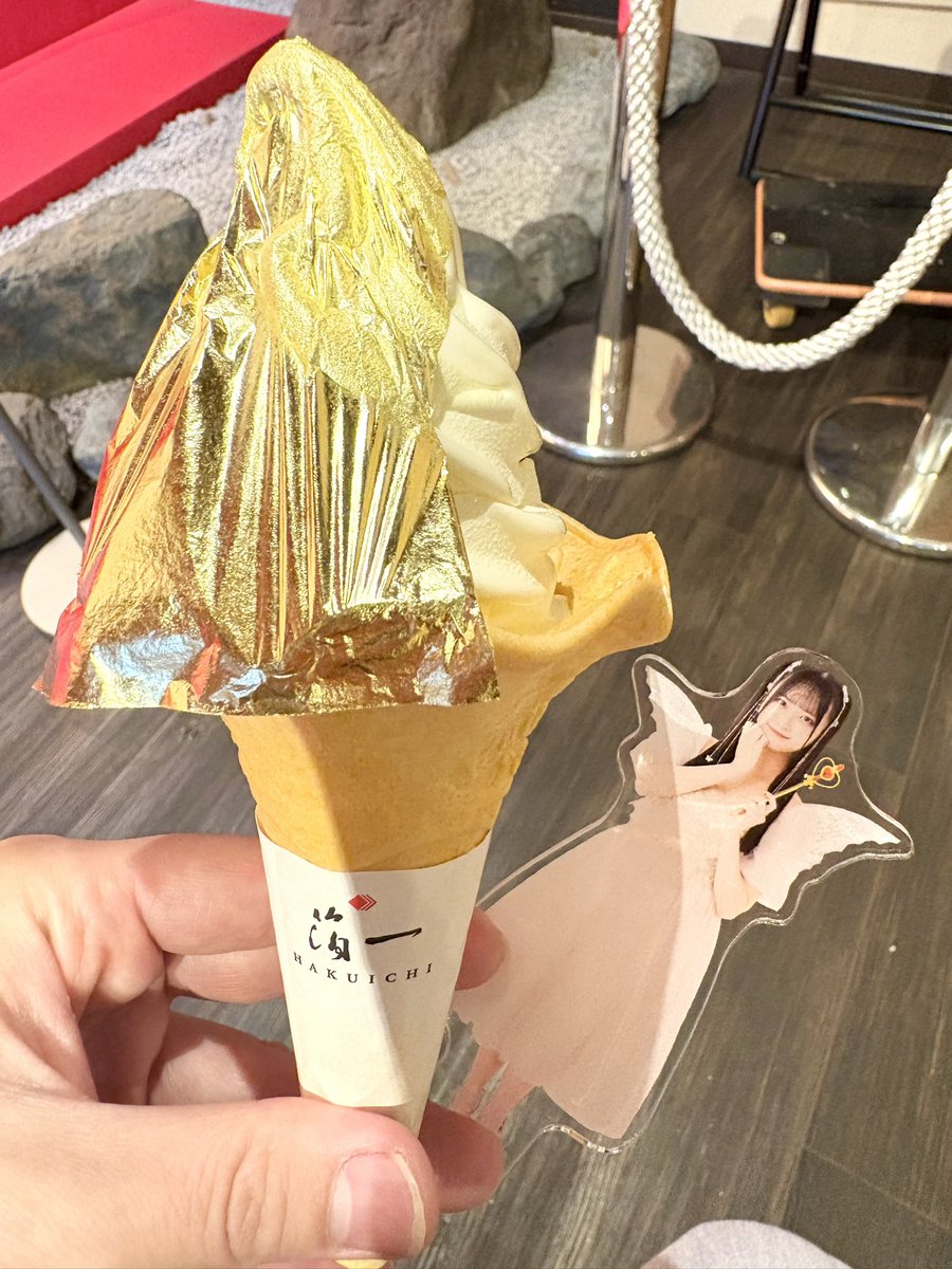 momo7260's tweet photo. りさにゃが美味しいって言ってた不室茶屋さんのしら玉生麩を食べに、久しぶりのひがし茶屋街へ☺️🫶🏻
きなこ味が1番好みだった！🥳
#桜井愛莉咲 https://t.co/aDpRJkaaci