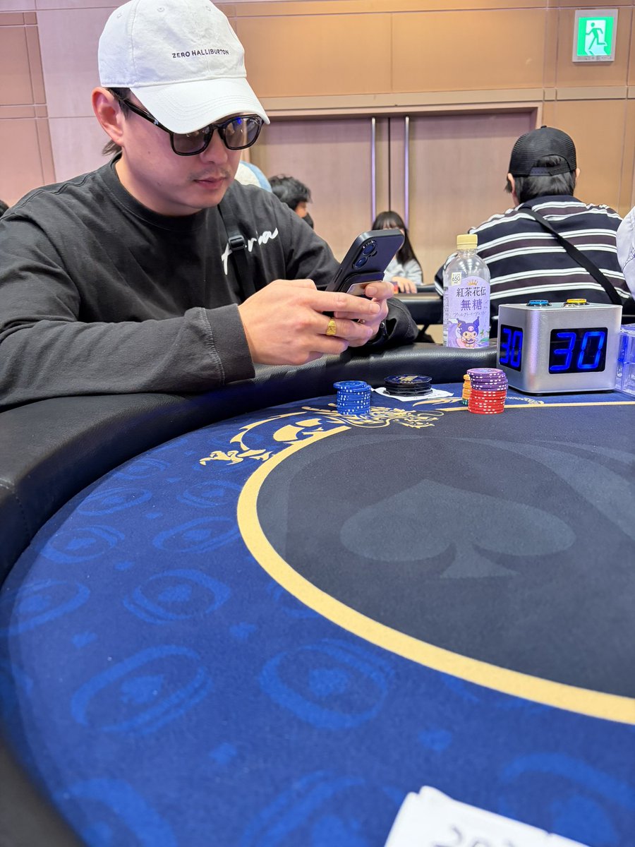 9_romio's tweet photo. SUPER HIGH ROLLER -40CAP-
着席

隣はぺいさん😩 https://t.co/6dkjp5uykK