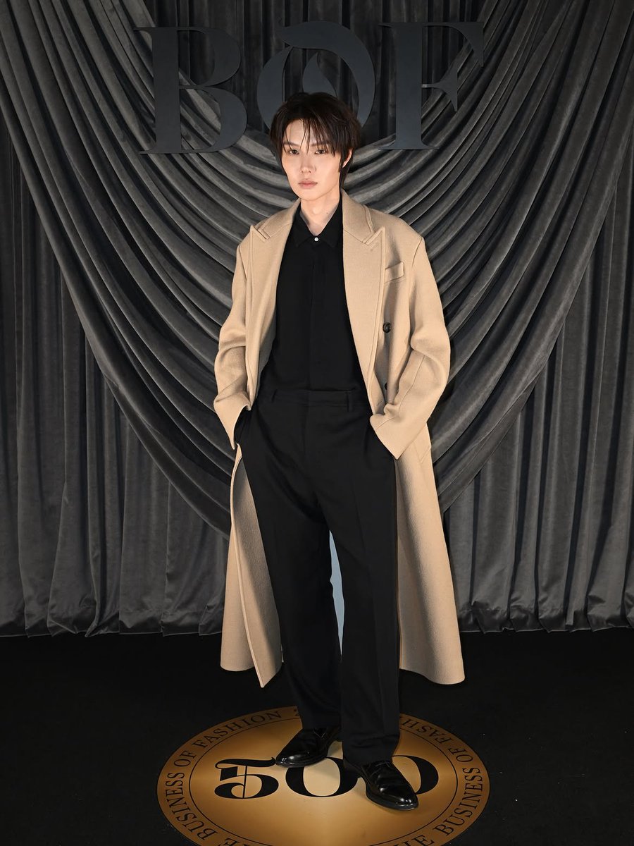 EverydaynewsTH's tweet photo. ออร่าเฉิดฉาย "น้ำปิง-นภัสกร" เข้าร่วมงาน BOF 500 Gala งานที่รวมตัวเหล่าคนดังและผู้ทรงอิทธิพลที่สุดในวงการแฟชั่นโลก  
 
KENG NAMPING AT BOF 500 GALA
#EVERYDAYth #nampingster
#BOF500xKENGNAMPING https://t.co/bd02ZBvJVA