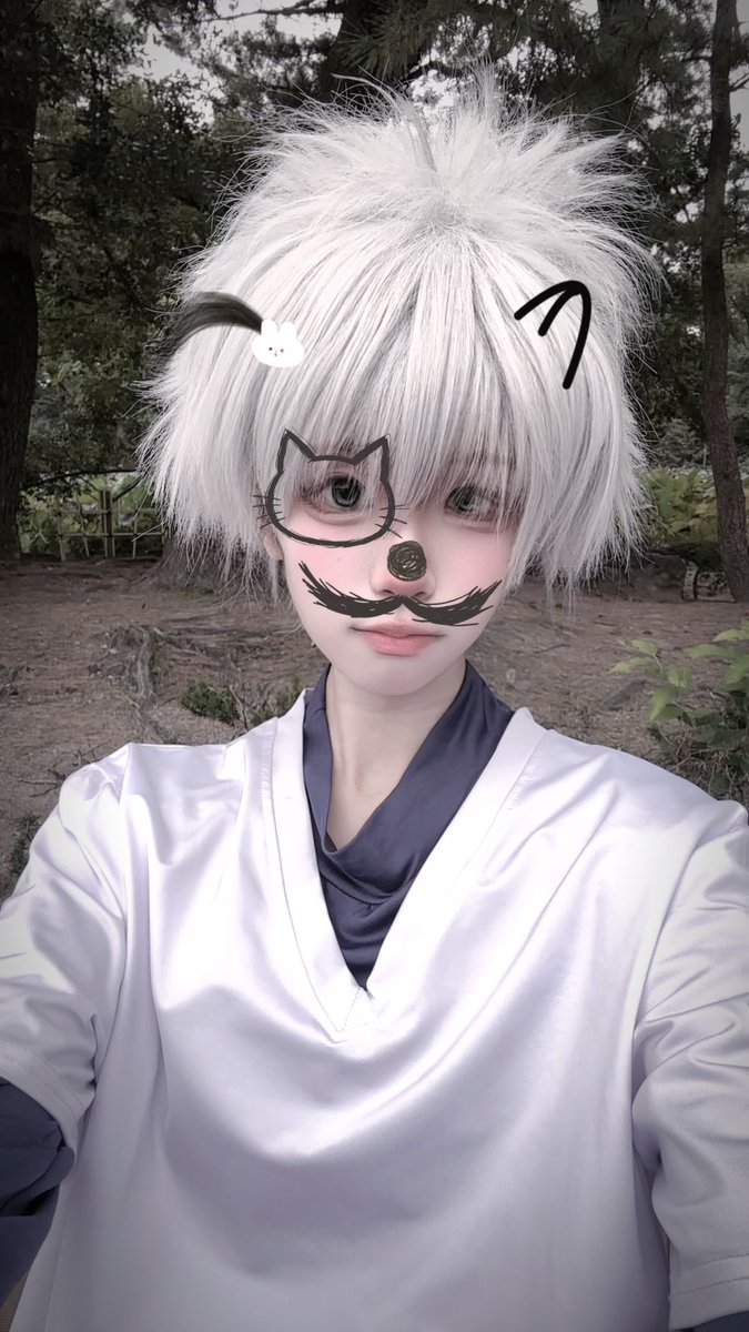 ao__dotcom's tweet photo. ベンチ座ってます https://t.co/ihRObL68M5