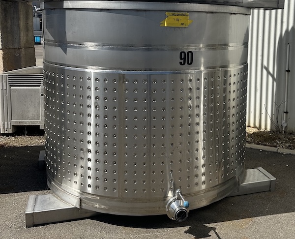 WineClassifieds's tweet photo. Fermentation Tanks 3t - Rental for Vintage
#winefermenters #fermenters #WineTanks #tanks #wineindustry #winemaking #Wine #Winery #BarossaWine #Barossa #wineindustryclassifieds
https://t.co/ThVvPLiFUc https://t.co/JFDVqmHHNz