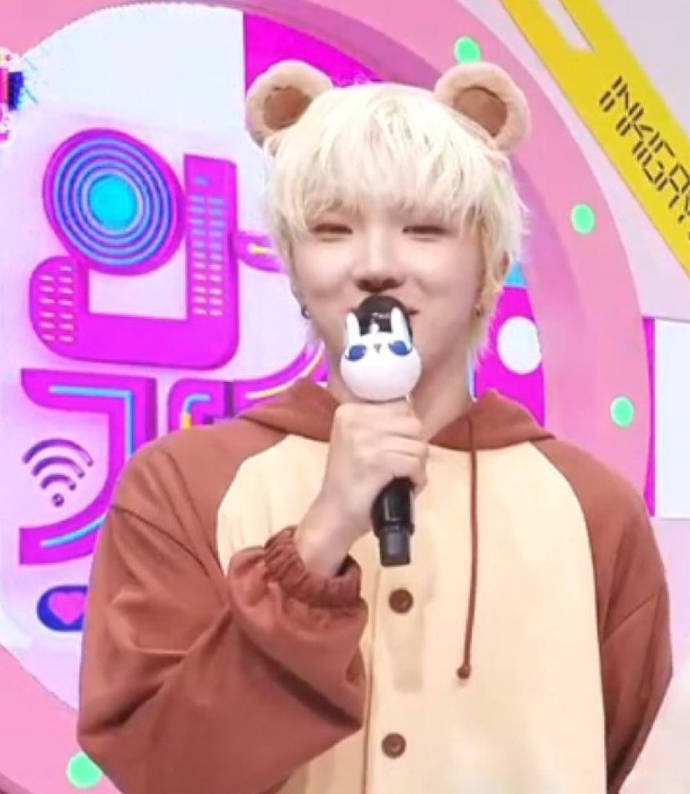 woonha_woonhak's tweet photo. かわいすぎるㅠㅠㅠ https://t.co/dbR6Pu4EQ5