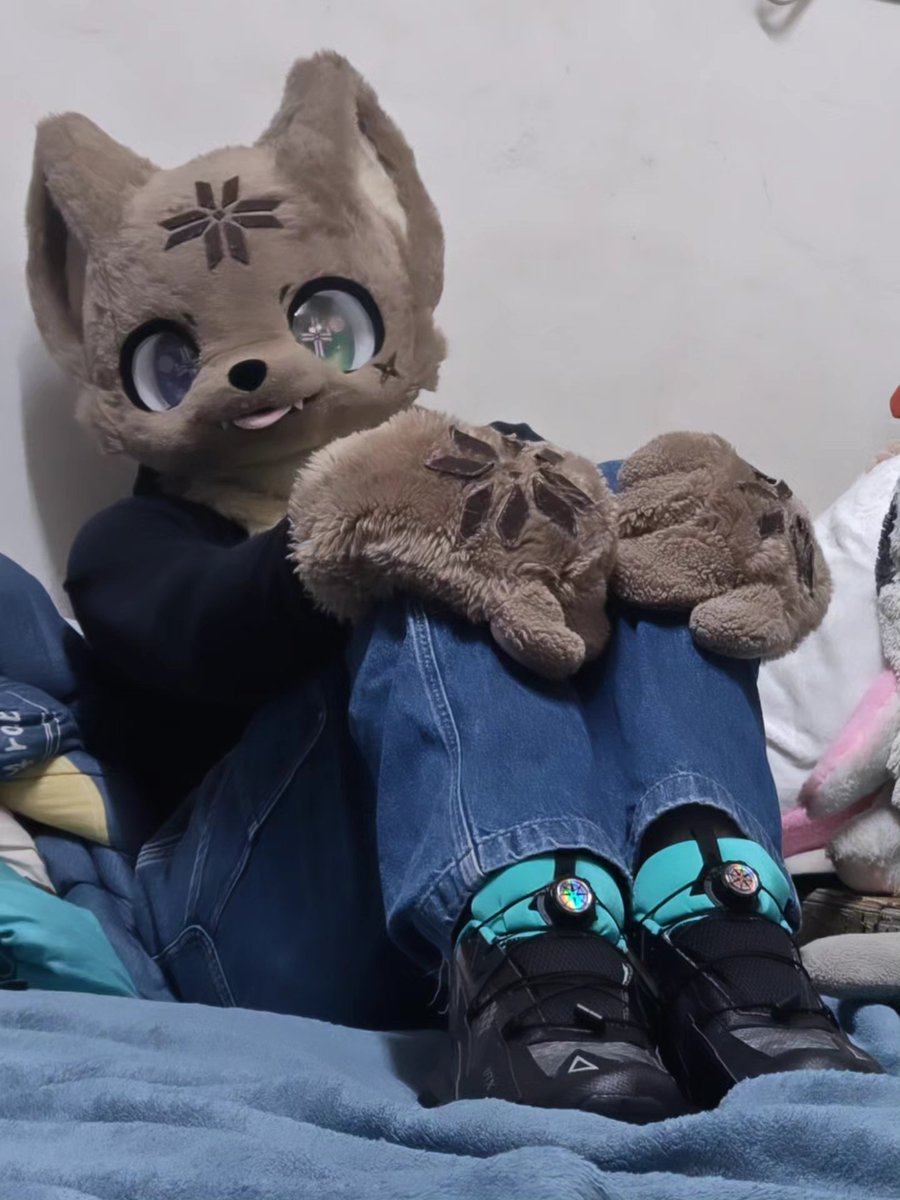 dennis6216's tweet photo. #FursuitEveryday
【開箱文】
我的旋鈕鞋帶來了
這下出毛不用煩惱綁鞋帶的問題◐ω◑
不過...這樣看起來好像童鞋😹
#開箱 #旋鈕鞋帶
#RAX #RAX銳豹鞋 https://t.co/lHzlC9FLRi