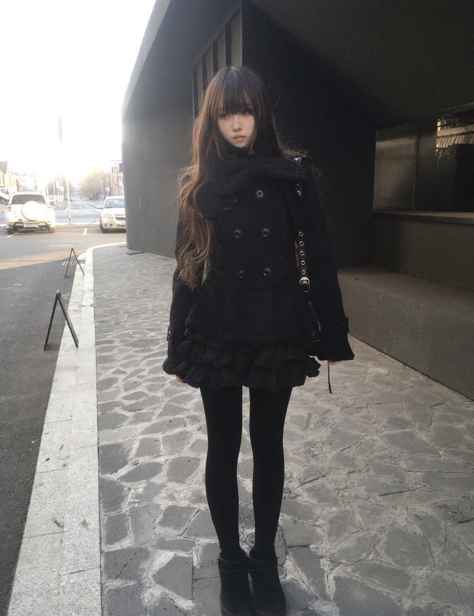 yrrebones's tweet photo. how pinterest sees me. 

- fashion
- pantone
- mood
- food

encantada https://t.co/q31TxltFCr