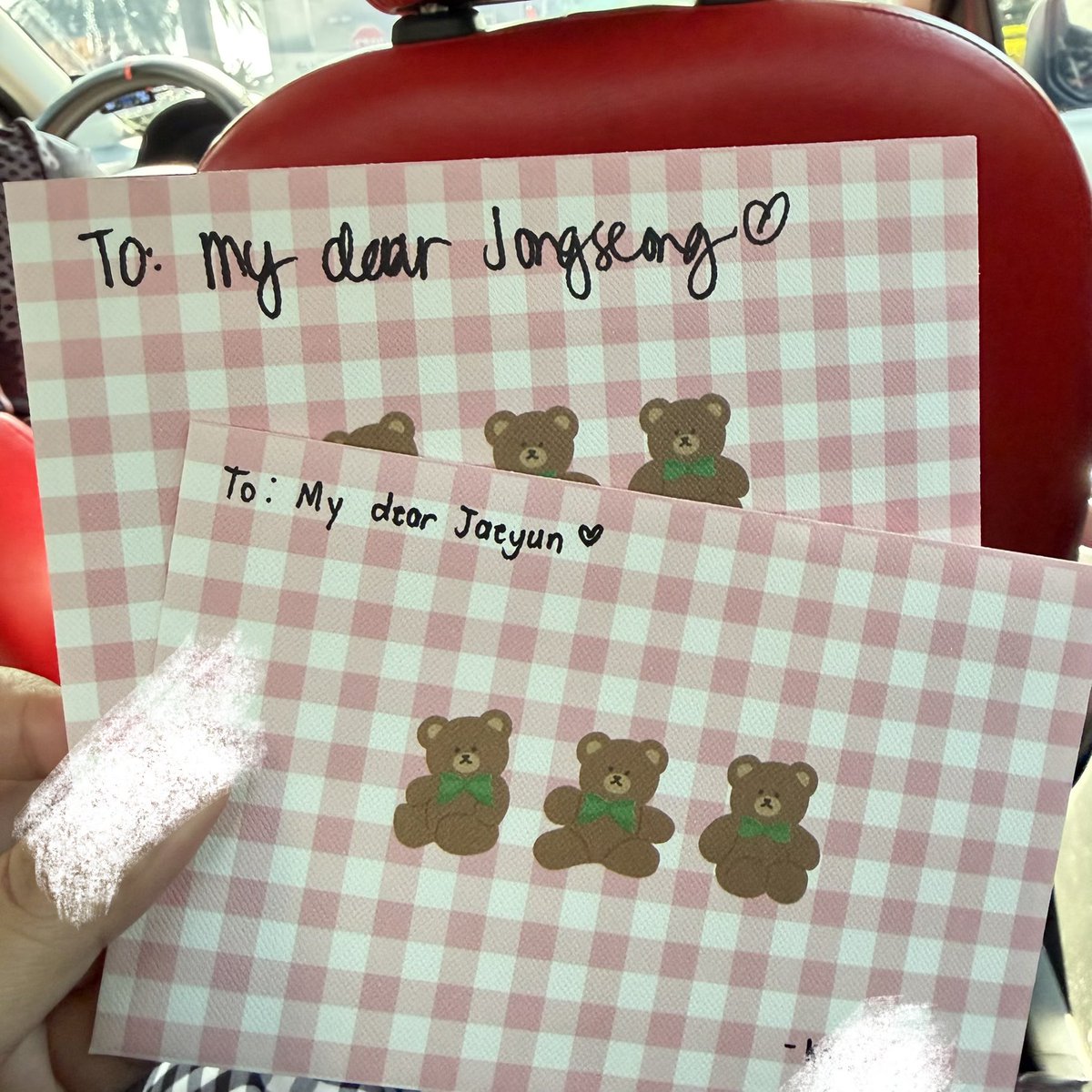 allwaysjake's tweet photo. to 2J, from 2K 💕 https://t.co/aS78LTomiD