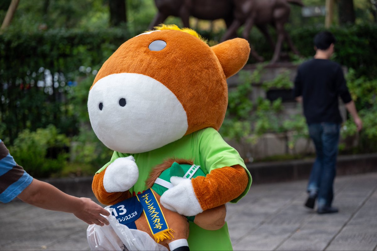 mkmn252's tweet photo. ターフィーくんの決定的瞬間を捉えてた笑 https://t.co/m1wqqrpd6X