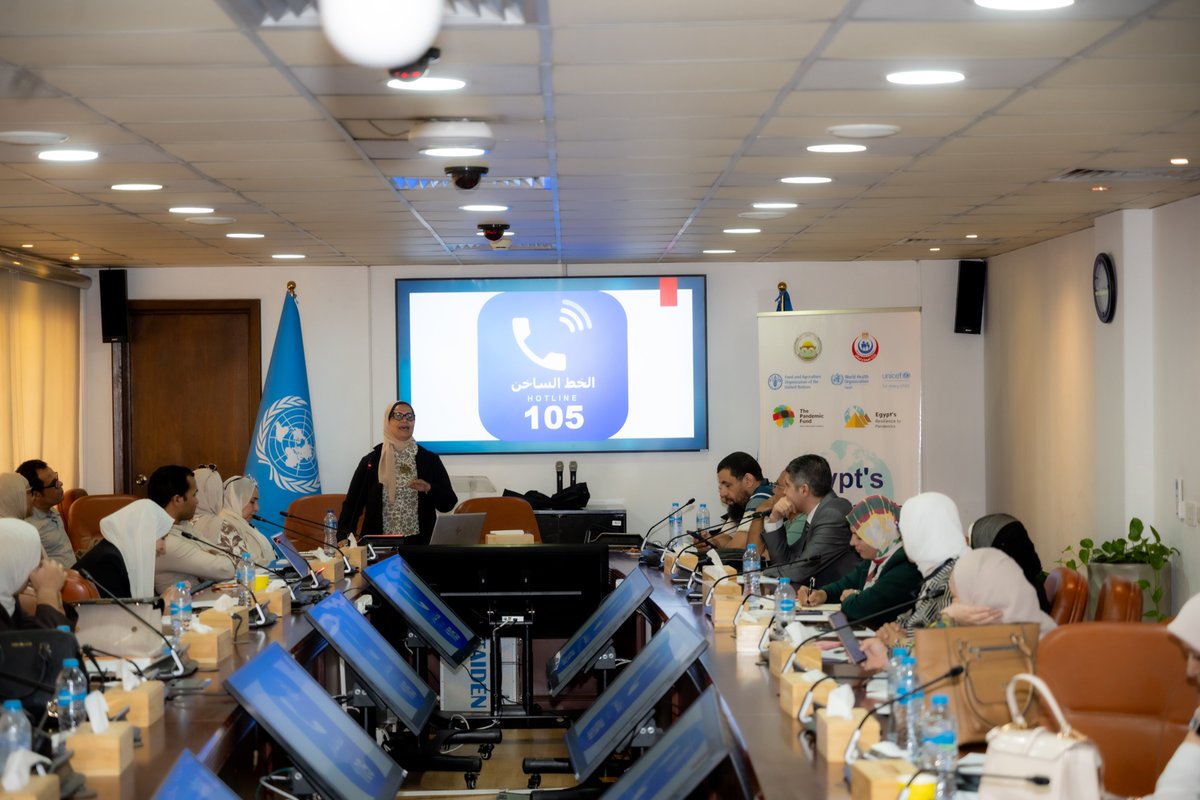 FAOEgypt's tweet photo. 🤝 Under the @Pandemic_Fund, @FAO, #GOVS &amp; @mohpegypt brought together key sectors to strengthen the role of hotlines in early detection, reporting &amp; coordinated response to health events, enhancing multisectoral collaboration through the #OneHealth approach. https://t.co/YUH9bxUyBX