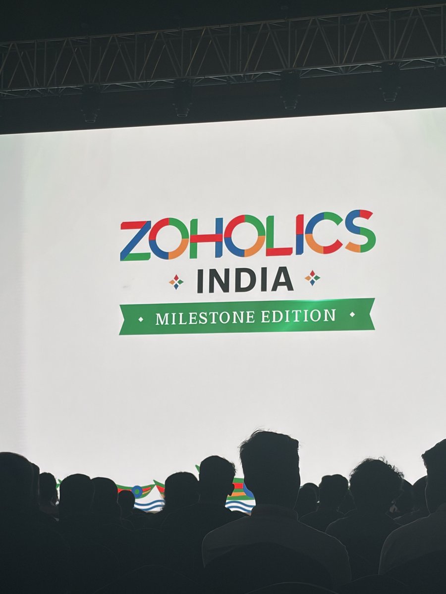 Zoho tweet picture