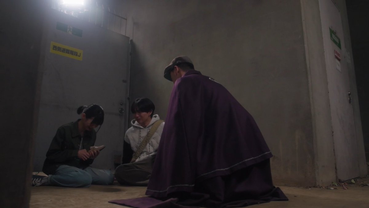 detteiu_a's tweet photo. #仮面ライダーマイス　#nitiasa
・達臣の尾行に気付くも咎めない
・犠牲者の死を悲しみ、被害者に寄り添う
・同盟の仲間を思いやる

人格者すぎるよケン様…そりゃムトンちゃんも惚れるわ…。個人的にティグ兄と1、2を争うほど好きなキャラだ…
https://t.co/6i7y6yHsES https://t.co/bpehnq2g99