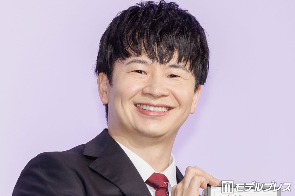 modelpress's tweet photo. オードリー若林正恭「スクール革命！」
ラスト収録の裏側告白

SixTONES髙地優吾は「泣いていたと思う」
https://t.co/VrTpDVeEKC

廊下で髙地と会ったといい「多分だけど髙地くん泣いていたね。だって様子がおかしかったもん。『俺今日最後なのよ』って言ったら『そうですよ。もちろん知っていますよ』って体を半身にして顔を俺に向けないように横顔にしていた」とその時の様子を告白。さらに「アイドルになる前のロケで初めて会った芸人さんが若林さんと春日さんですもん」と髙地から言われたことを明かした。

#annkw