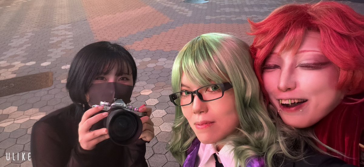 higawa96's tweet photo. 改めて、アサクサ・オールナイトお疲れ様でしたあああ！
はるとさん、杏さん、本当にありがとうございました！眠いのか眠くないのか今ナゾの状態のヒガワです。足裏いたい。

三郎→はると(@777Nikuman )
📷撮影→杏さん(＠a_lab_iso6400 )

#アサクサ・オールナイト https://t.co/EY3TisRtee