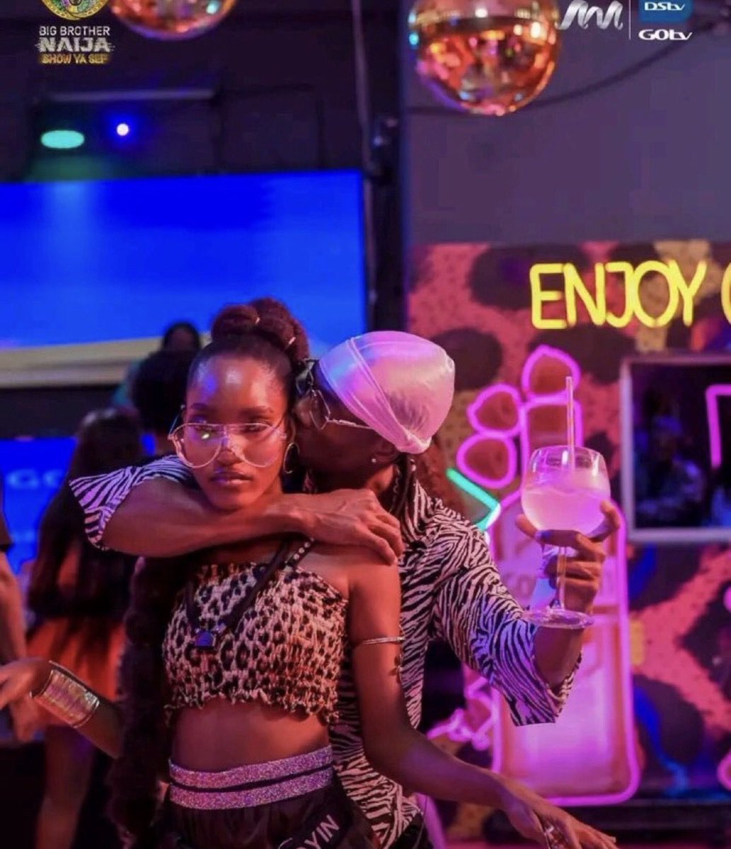 heyboonsuccess's tweet photo. Our ship’s name is #TraYin 🔥 🔥🔥

Premium ship they denied me from the start🥹 Hottest ship‼️

I don’t know how Akelewemu &amp; Oshikoya 
resemble real life siblings. 

We are moving to permanent site 😎

TRAM x OYIN 

#bbnaija https://t.co/EVlTfaw9uY