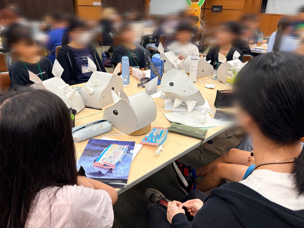 Gf_Zoogk's tweet photo. 午後からは発表の練習と1日のまとめを行いました🎀
どの班も室内､室外共に元気よく発表練習していました(  •̀ᴗ•́ )🤍 ̖́-
2日目のプログラムはこれにて終了です> ·̫ <
来週10/11はいよいよ本番です‼️ぜひお越しください(っ ॑꒳ ॑c)
#zoo学 #東山こどもガイド2026 #東山動植物園 #イベント #名古屋 https://t.co/DhdRCEXf8g