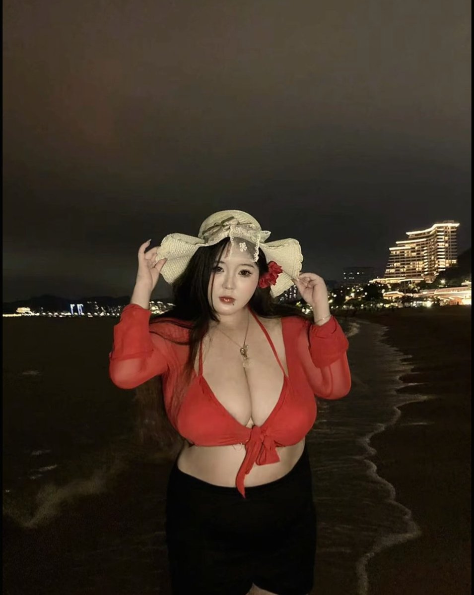 tututu00508's tweet photo. 我这种算bbw母猪吗好想被爆耍啊啊啊 流汤了啊啊啊 #m #奶子 #反差 #bbw https://t.co/6xYq2ou5wr