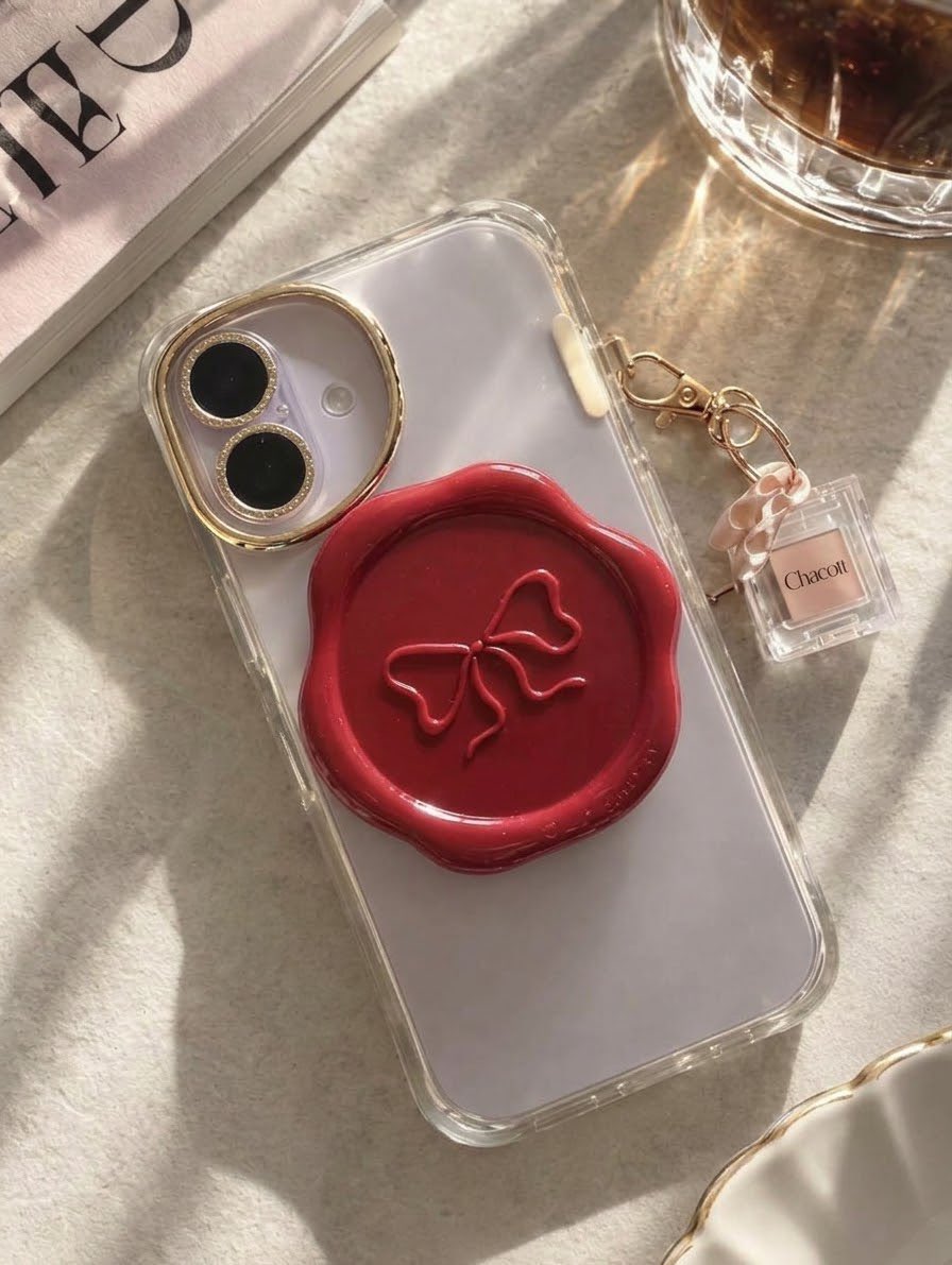 CiceroLost's tweet photo. スマホが可愛いんだな(自己満

#CASETiFY
#Chacott
#salisty https://t.co/TCLM2B35BM