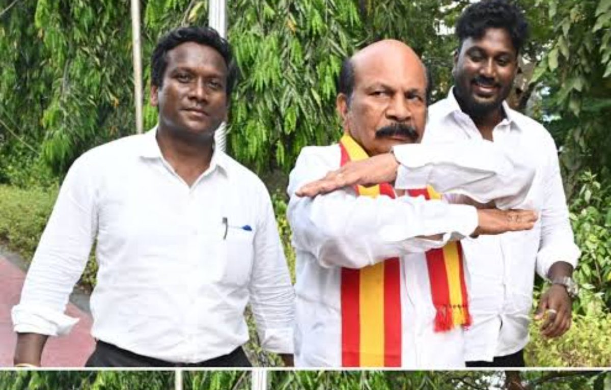 satheshtwts's tweet photo. ஒத்தாளுக்கு தெரியுமா டா இவரு தத்திய ஓத்தது  இன்பநிதி க்கு பொறந்தவனே 😂😂😂 https://t.co/cgSSU4t3QX