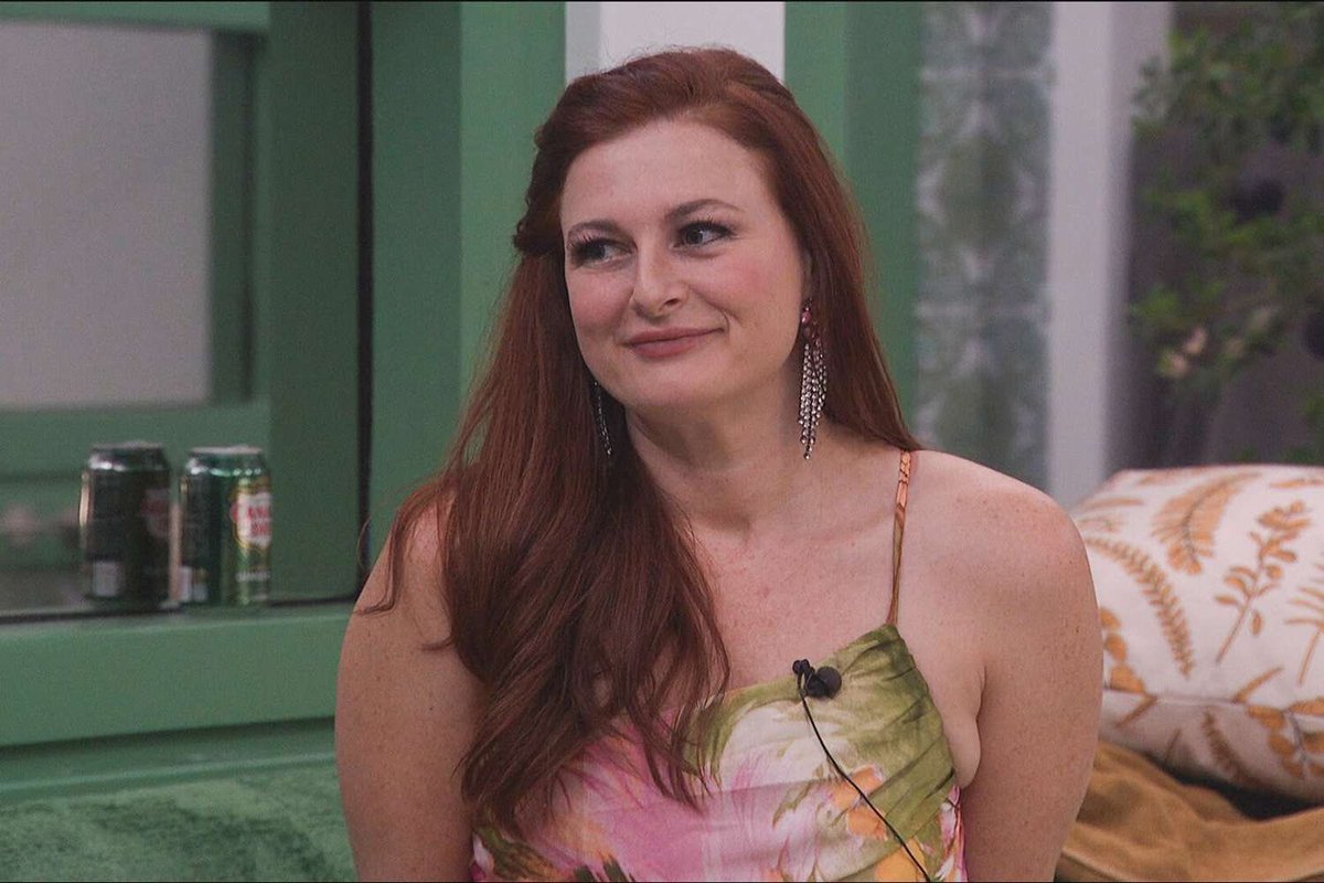 TJLatham_'s tweet photo. “Morgan should of won over Ashley” “Ashley should of won over Morgan”

But they are forgetting who should of won over them all #BB28 https://t.co/0RrCaW8SzF