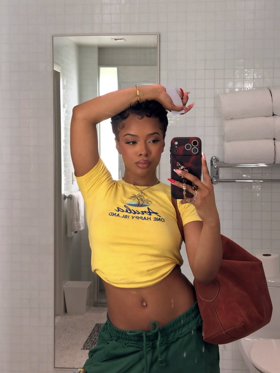 FilmUpdates's tweet photo. Maleah Joi Moon stuns in newly shared photos 📸 https://t.co/Qftg1SHxqw