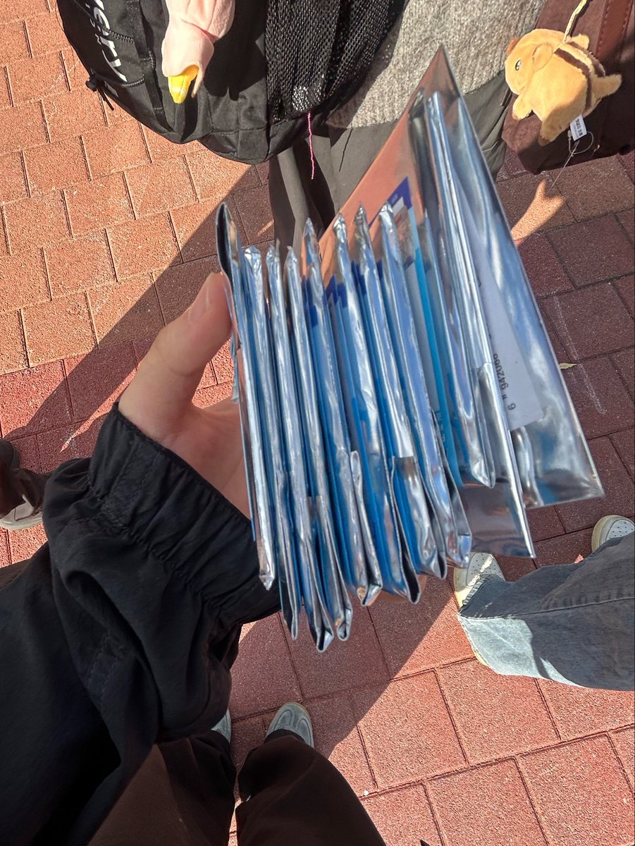 Dearmysw1mer's tweet photo. 근��: 랜덤깡의 악마
소스케는 그냥 악마 ㅁㅊ

소스케사려고 결국 통털이햇다네요 https://t.co/hOiNlFWfip