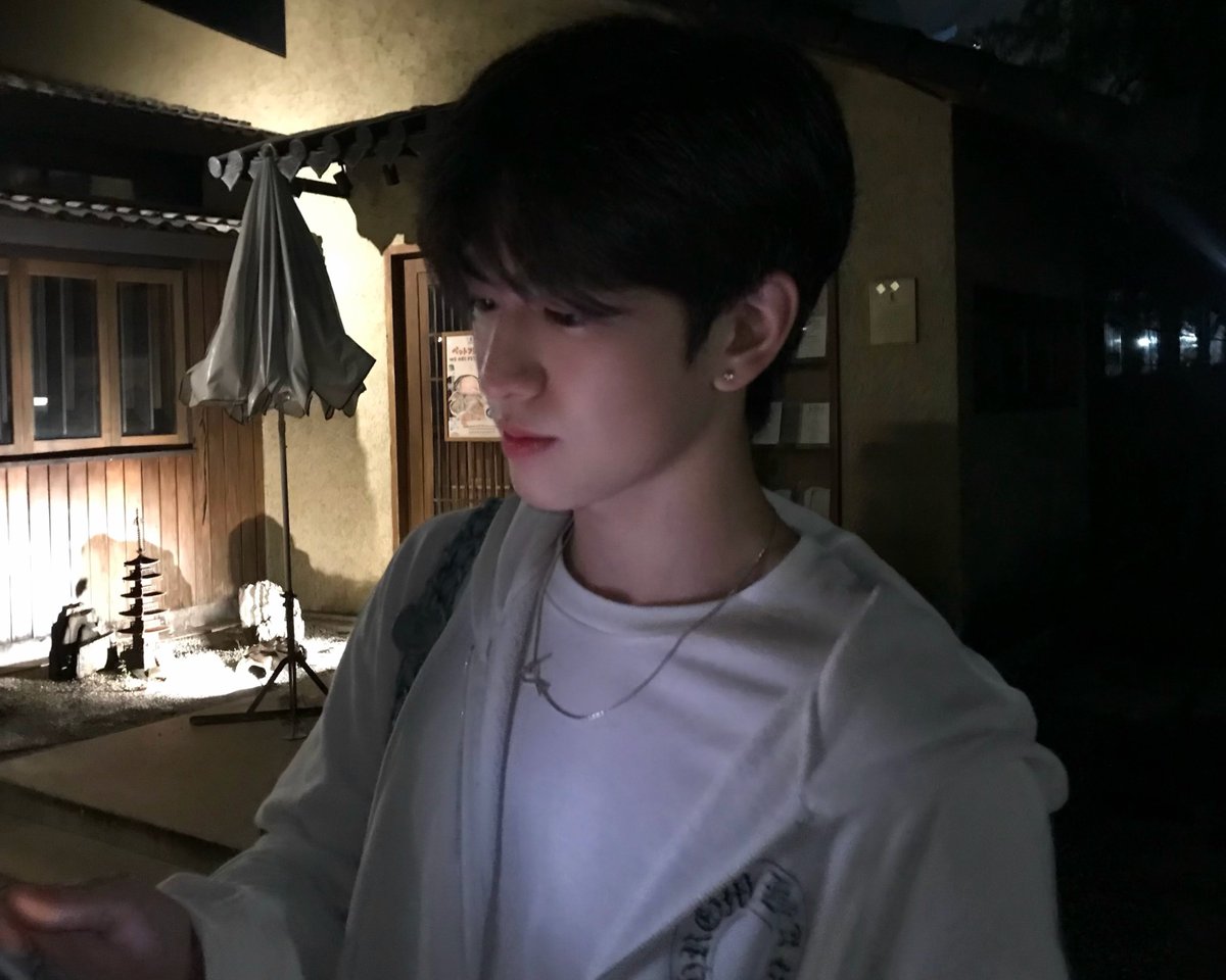 ArmTaen9's tweet photo. เหมือนไอดอลเกาหลีลงภาพในบับเบิ้ลมาก 
#JINWOOKkim https://t.co/P12D2K3qRT