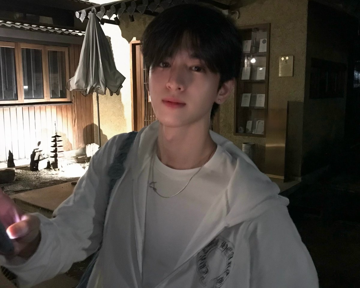 ArmTaen9's tweet photo. เหมือนไอดอลเกาหลีลงภาพในบับเบิ้ลมาก 
#JINWOOKkim https://t.co/P12D2K3qRT