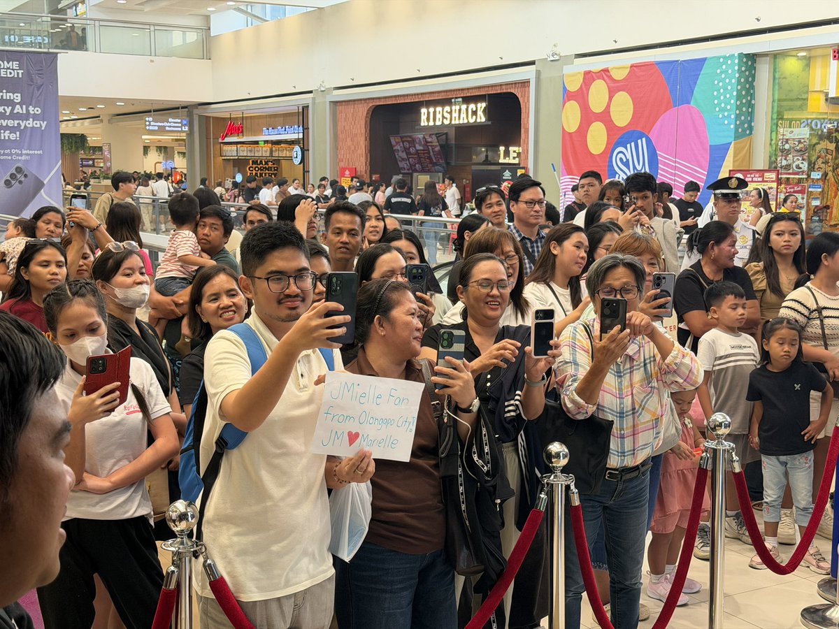 ASAPOfficial's tweet photo. Nandito na kami sa SM City Pampanga with JM Dela Cerna, Marielle Montellano, Carmelle at Jeremy G para sa LIVE ticket selling sa ASAP XP Pampanga! 🫶✨

Buy your tickets and get to see them! 

#ASAPXP #ASAPXPPampanga https://t.co/xnegBV8ryk