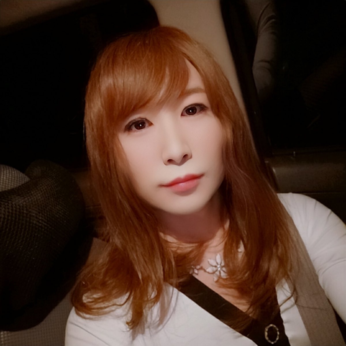 hinam5959's tweet photo. 今回はご主人様が見つかるまでお待ちします。所詮女装ですのでオナニー代わりでいいので、公衆トイレで複数名様で囲んで私の口に皆様の精子をぶっかけていただくことはできませんでしょうか👅口もアナルも好きに使っていただいていいので全員分の精子を飲ませてください🙇‍♀️ #女装 #ザーメン #口内射精 https://t.co/WO1opjkRSp
