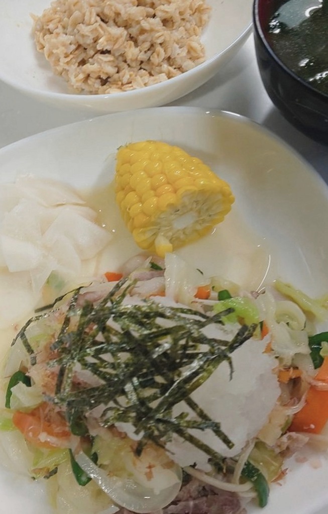 DaisySolom3u's tweet photo. ここの一皿、思ってたより美味しくて驚きました😊また来てもいいかもと感じるけど、次は何を頼もうかな？ https://t.co/DJWehspFV1