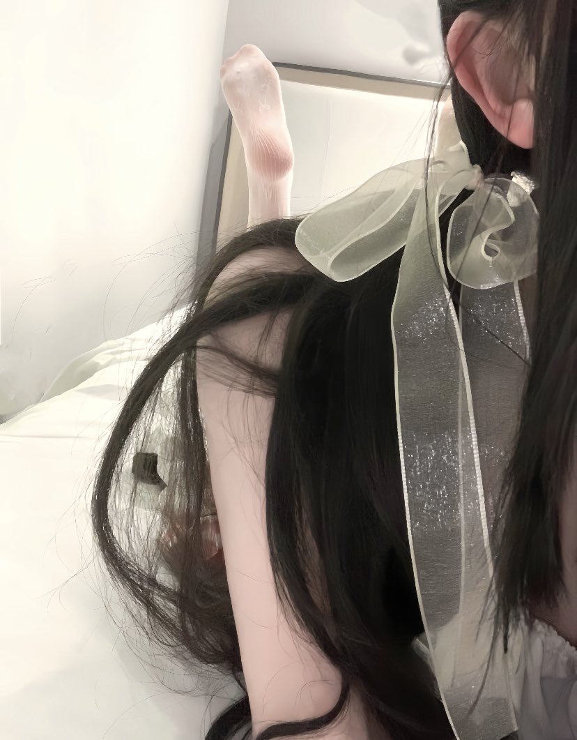 Dominik1864326's tweet photo. 耳朵红红的 https://t.co/qmehAeNEJo