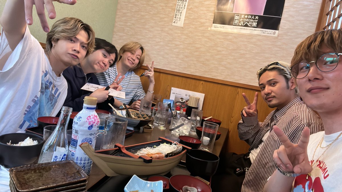 comamugiri0123's tweet photo. 8周年記念旅行楽しかった🤤 https://t.co/IFFOeG6qpI