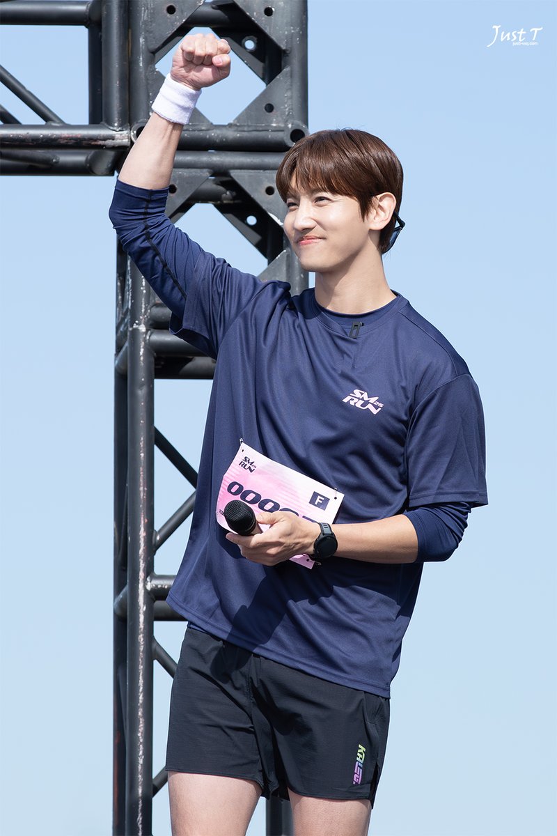 justt_vxq's tweet photo. 261003 SM RUN

#동방신기 #최강창민 #changmin #チャンミン
@TVXQ https://t.co/FjVqPemZRZ