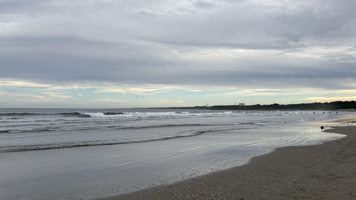 k2c_dokidoki's tweet photo. #大洗
このビーチには子供の時以来かな🌊
なんかうっすら懐かしい記憶がある☺️
別の駐車場ではランボルギーニ　アヴェンタドールとレヴエルトが来た🤣まぢカッコいい‼️
間近でエンジン吹かした爆音聞いたけど震えるほど気持ちいい😆
全部で何億円？笑
#海
#ランボルギーニ
#アヴェンタドール https://t.co/4ox2oPCdih
