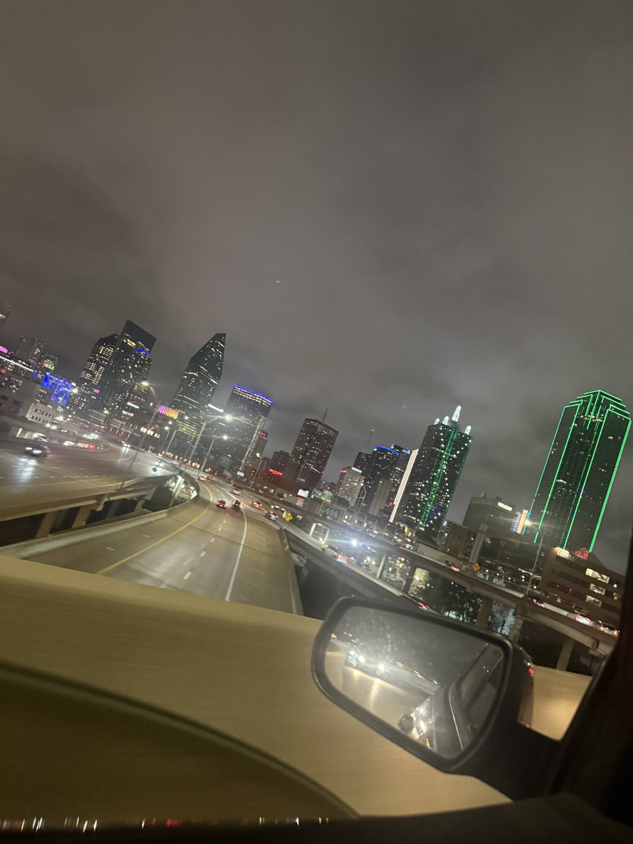 mishael3004's tweet photo. otw to ya ho crib #dtx #gangsta #gimmethat https://t.co/43oMRhfxYY