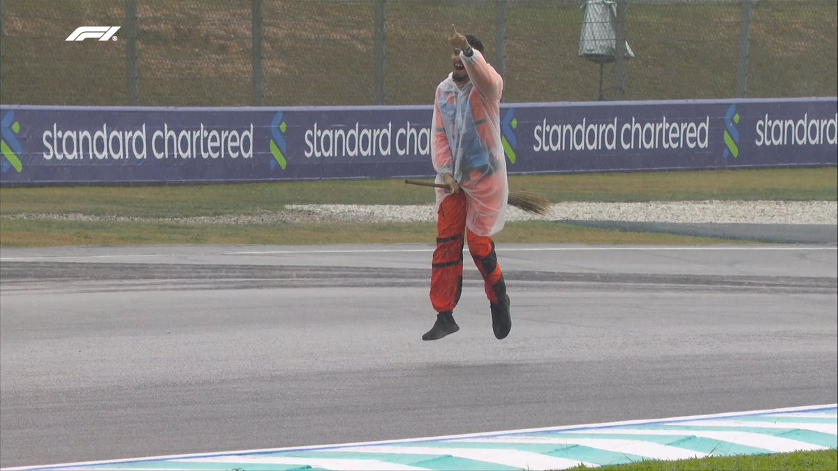F1's tweet photo. Current fastest way around Sepang...

A broomstick 😂

#F1 #BahrainGP https://t.co/syzs5PWHkW