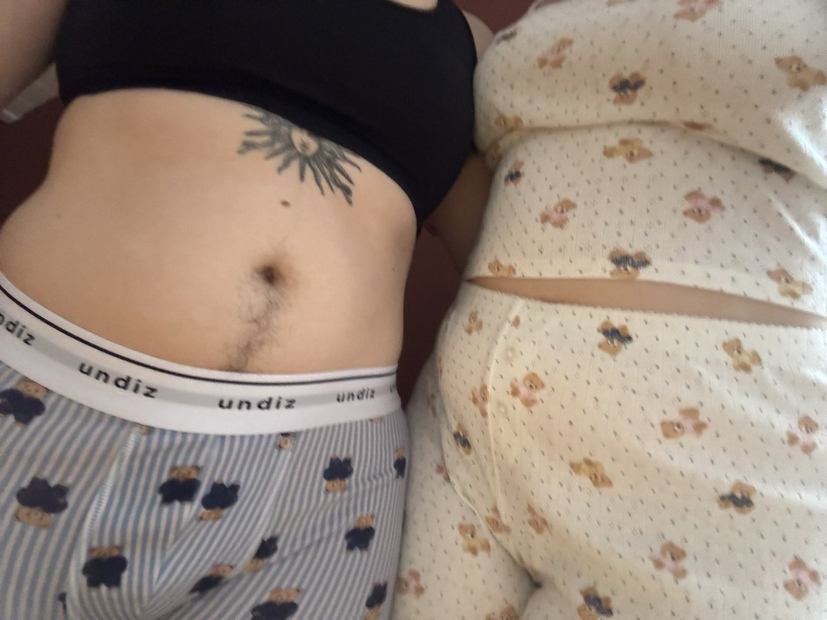 Clemclem4664's tweet photo. Matching with wife (blurry but that’s fine) https://t.co/EL7qWyEXqZ