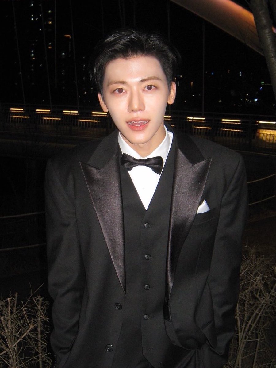 leoenana813's tweet photo. husband material https://t.co/WugWFkBD2S