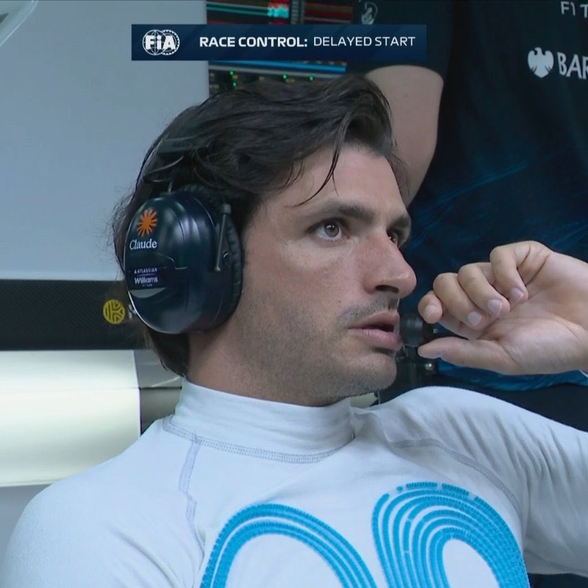c4rlossa1nz55's tweet photo. OH FUCKING HELL CARLOS SAINZ!?!?!? https://t.co/NGXrGHIANS