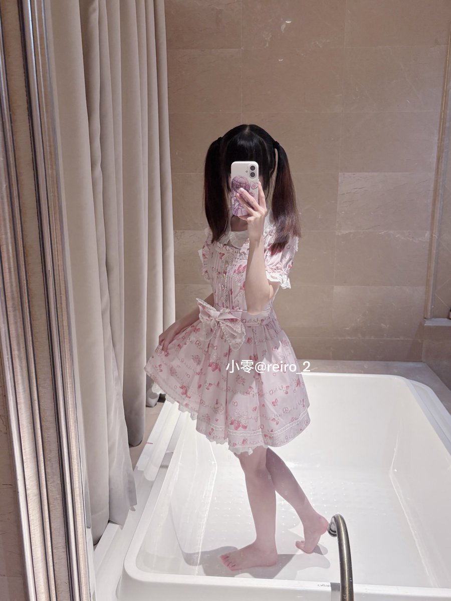 reiro_2's tweet photo. 喵 https://t.co/OMU3bAcWIn