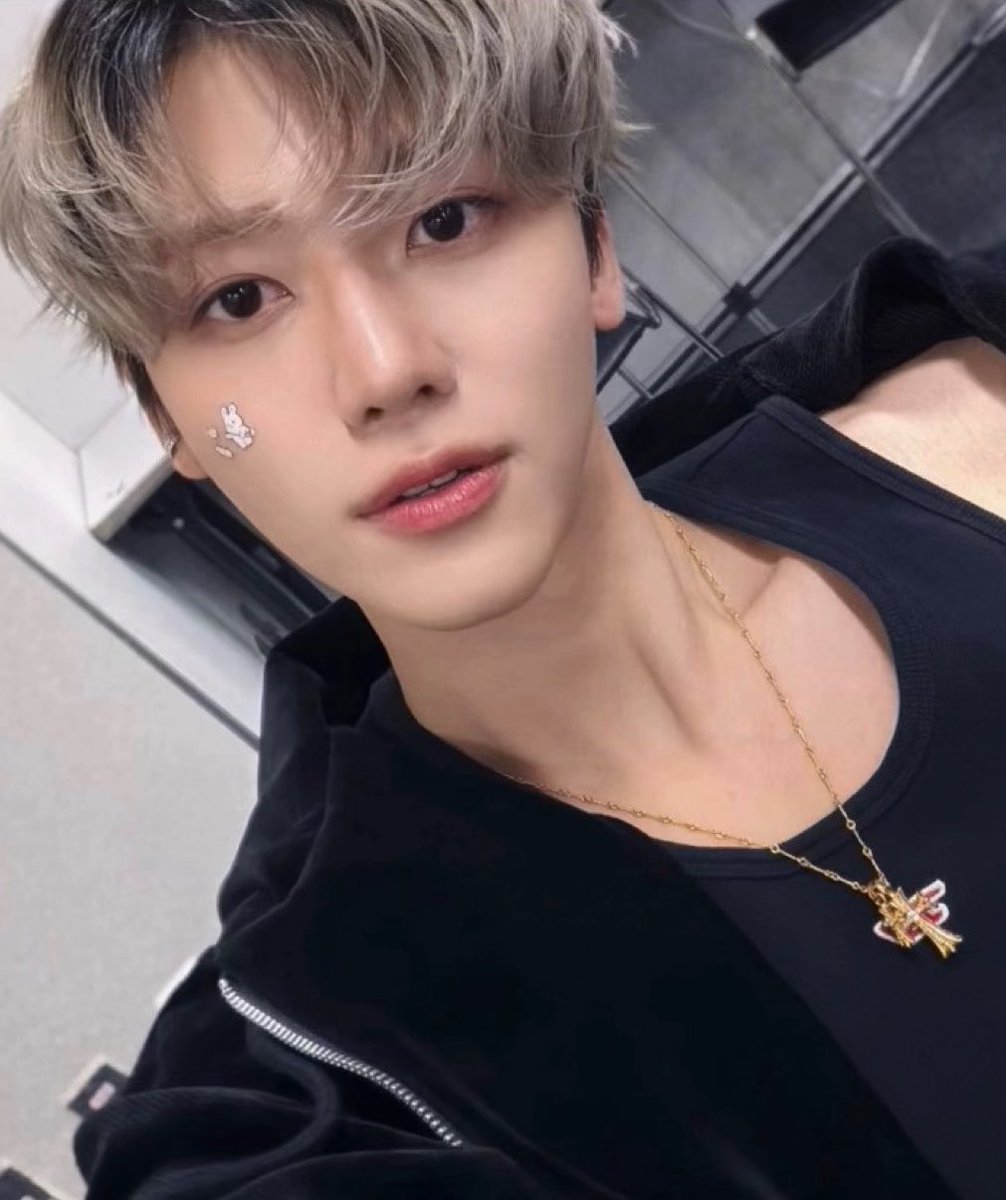 23perx_'s tweet photo. ถ้าไม่ใช่สร้อยคู่ก็คงบังเอิญ ถ้าไม่บังเอิญก็คงหารค่าส่ง 😌 https://t.co/uGi8fPzzWP