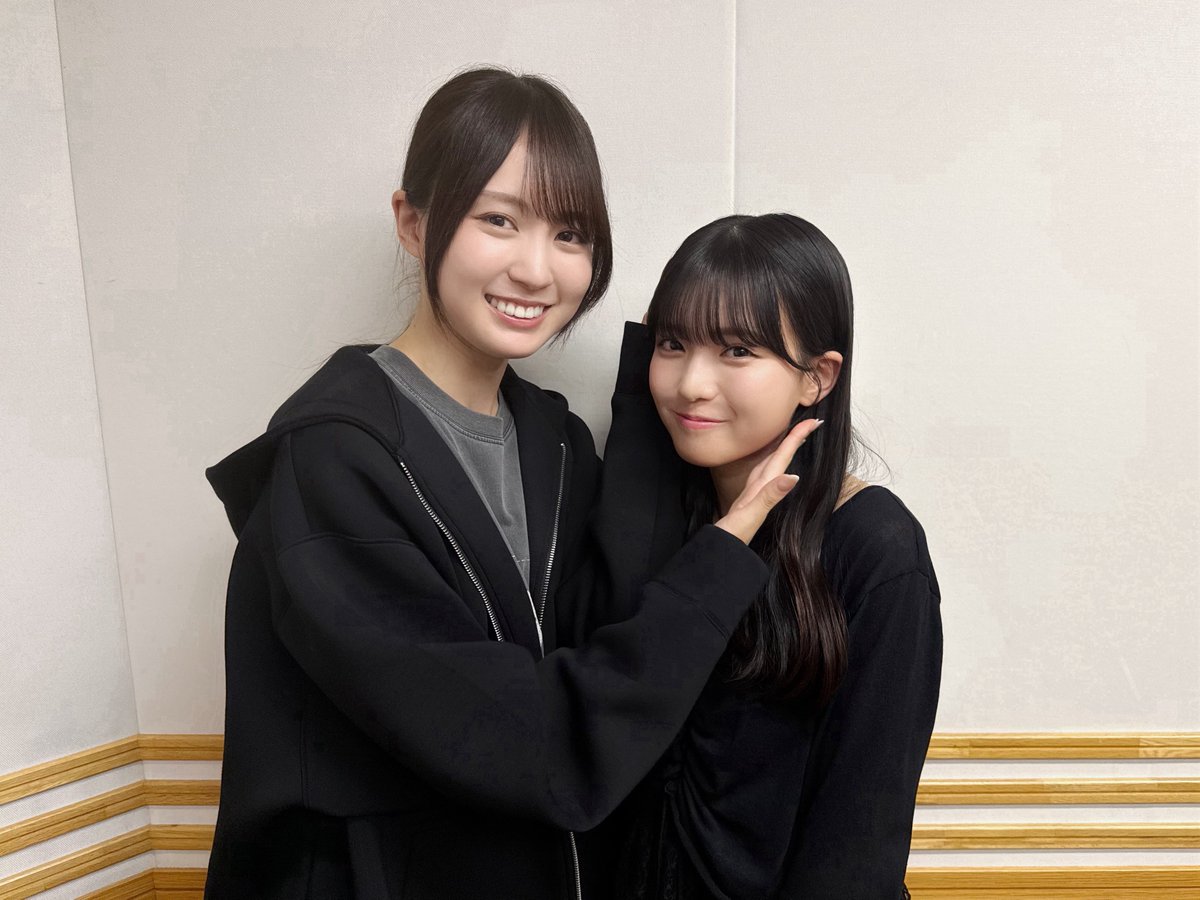 nogizaka46's tweet photo. 本日10月4日(日)18:00〜
文化放送　乃木坂46の「の」に、
#瀬戸口心月 #賀喜遥香 が出演します👼🏻🤍

ここから始まる6期生MC回、ぜひ見届けてください📻✨ byみつき

ぜひ、お聴きください🌙🐱

#乃木のの
#乃木坂46

https://t.co/fiSCZPAOQM https://t.co/cD0vwo8cyf