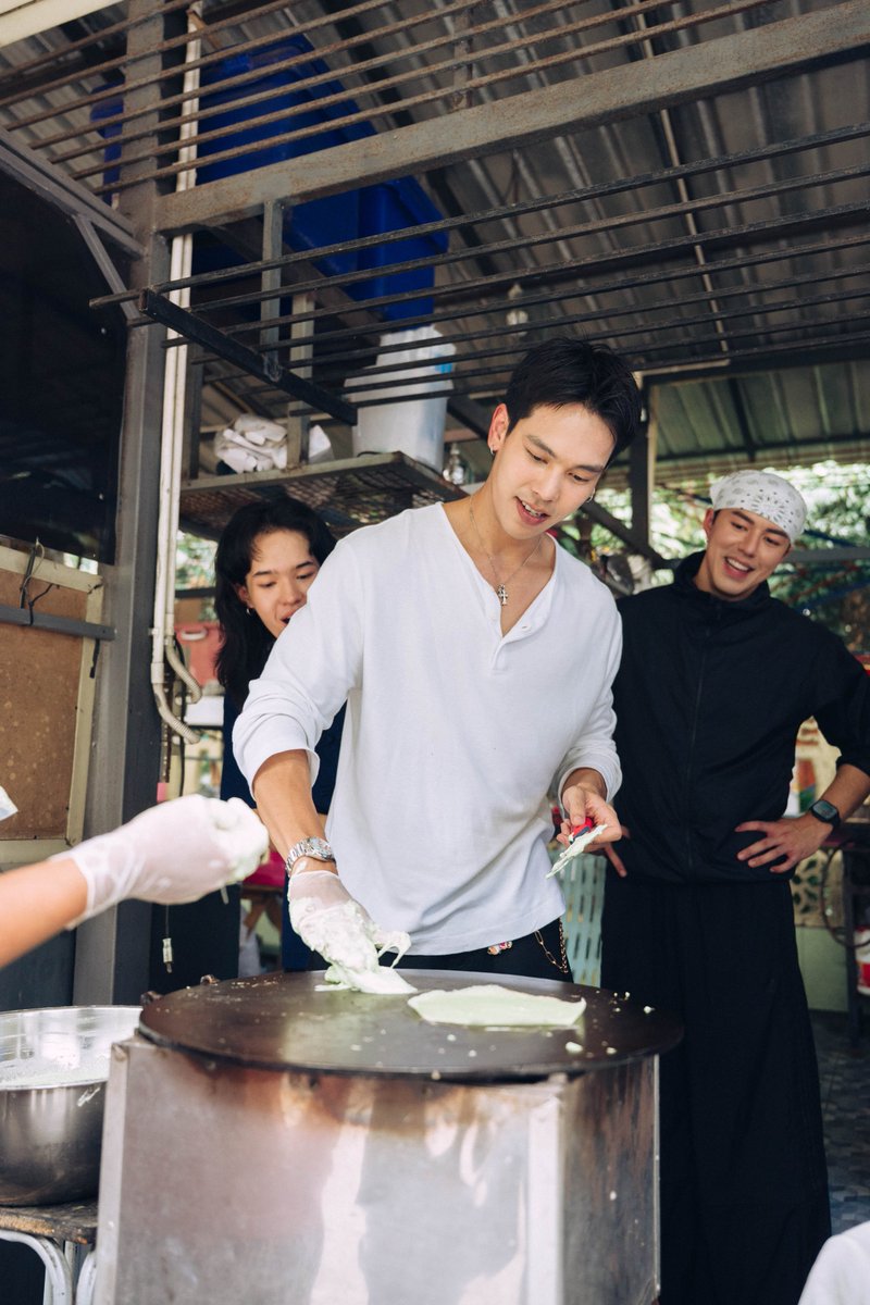 kormarom4488's tweet photo. ความลุ้น งัยต่อ ได้มั๊ยแป้งโรตีเนี้ย😂
#activitre https://t.co/EoepMNjUmy