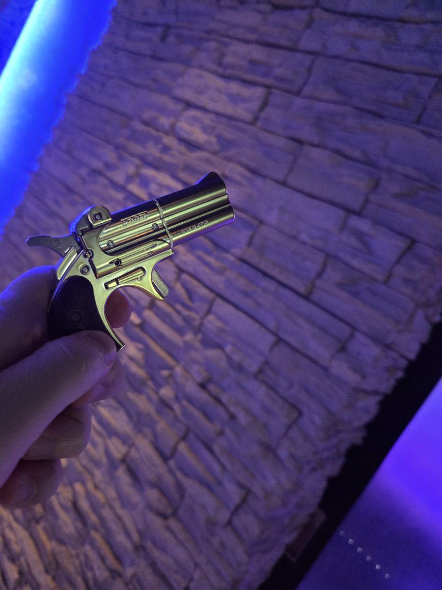 kage3434's tweet photo. クロムハーツのバックに変な銃が…
『休日』
#栃木
#宇都宮
#ホスト
#アルコネ
#津夜友貴
#アメブロ
#かんたん投稿 https://t.co/wVZx861b4f https://t.co/brtdmXvHpk