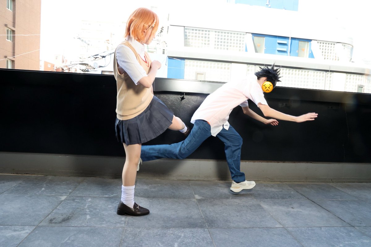 mian111232's tweet photo. Cosplay

とある科学の超電磁砲/
　　　　　　     御坂美琴・上条当麻

『チェイサー!!』  的な
(上条の吹っ飛ばされ方が綺麗すぎたので見て✨️)
📸:@kito_3388さん
 #あにULA https://t.co/TOBGaK42cM