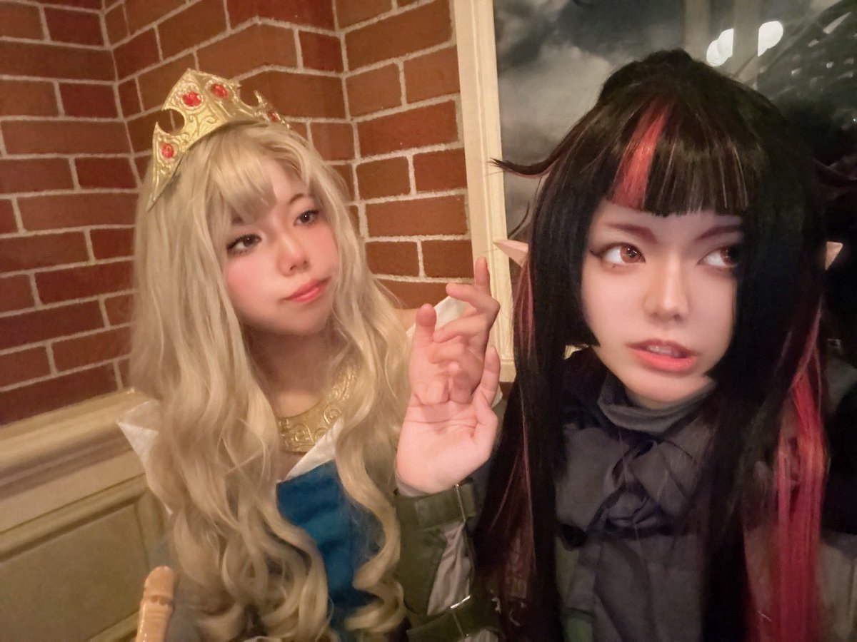I_am_rule_'s tweet photo. ”あら、素敵な耳をお持ちね“

”触んな、手に刺さって眠っちまっても知らねえぞ“

#Dハロ仮装2026 #Dハロツイステ https://t.co/RdmoEGhjob